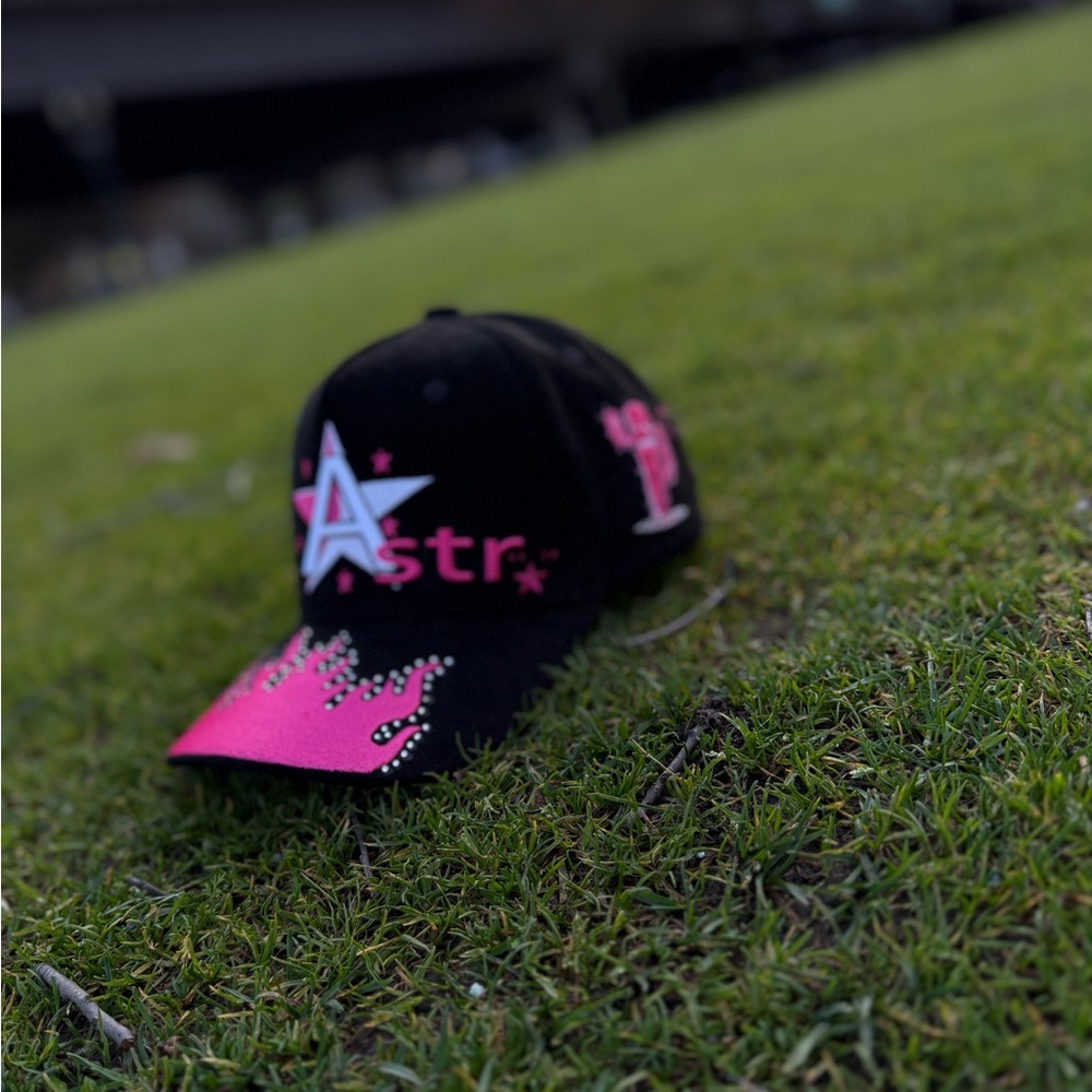 Pink Star - Picture 3 of 5
